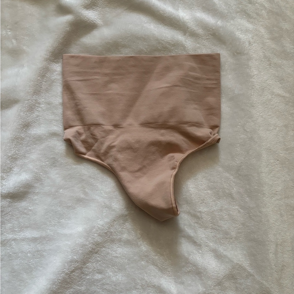 Skims Shapewear